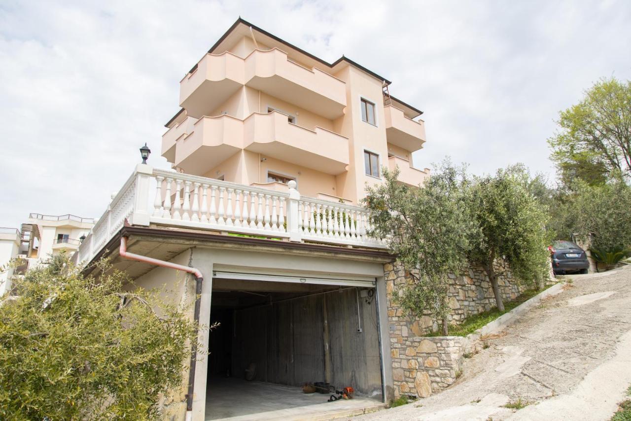 Villa Dei Limoni Škalngur Eksteriør billede